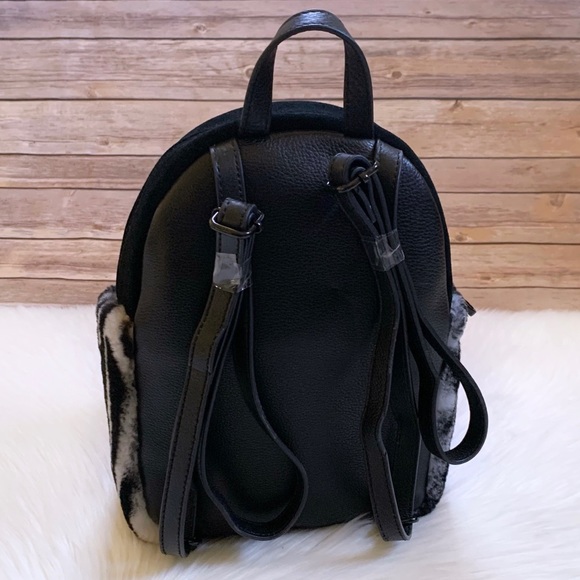 UGG Dannie II Mini Backpack Sheepskin Zebra - Picture 4 of 11